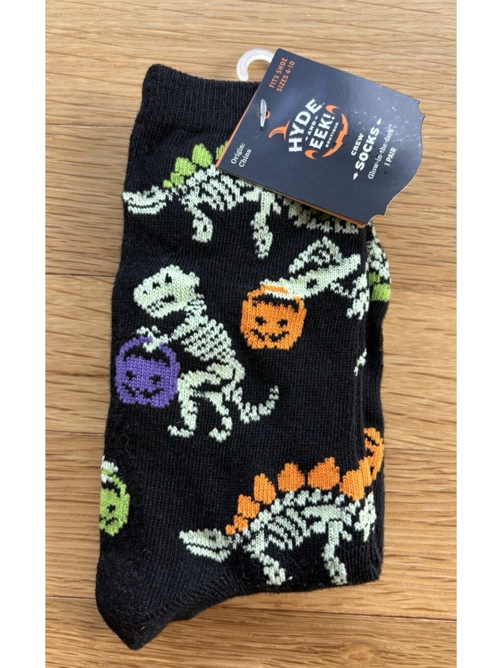 Hyde & EEK! Glow in the Dark Halloween Dino Skeleton Crew Socks NWT Women 4-10